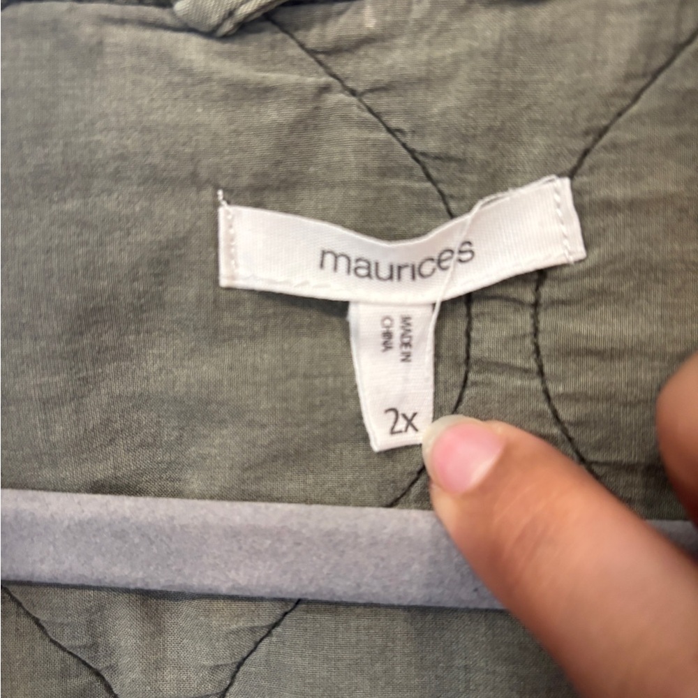 Maurice’s Plus Size Green Quilted Cinched Waist Lightweight Jacket - Women’s 2X - Picture 4 of 6